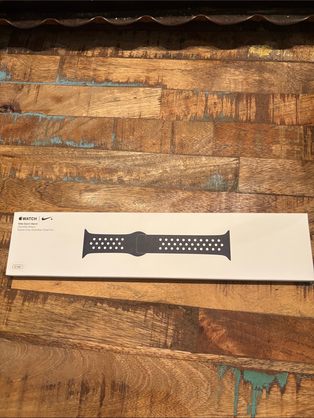 Sealed in Box Apple Nike Sports Band 42 MM Black (Obsidian) Color MSRP $50